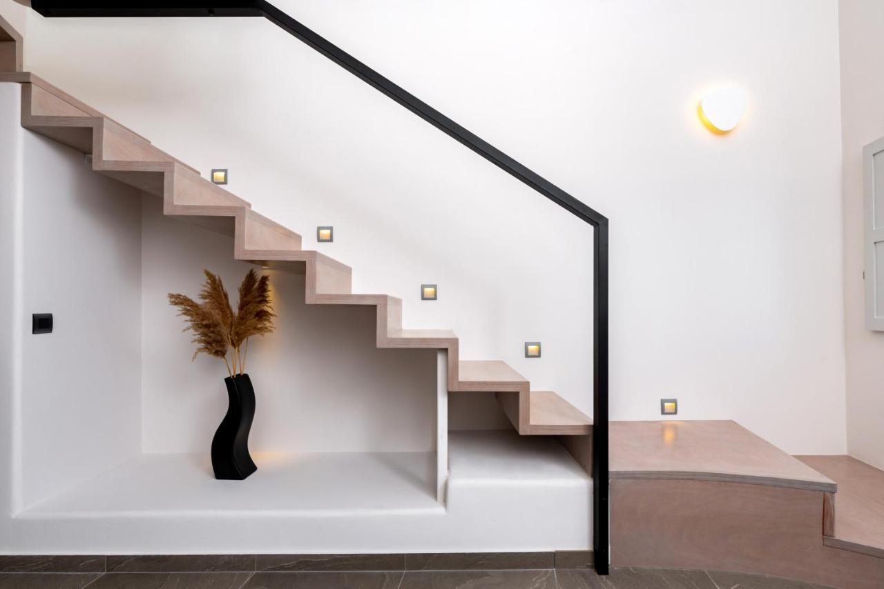 Neoma Luxury Suites Karterados  Exteriör bild