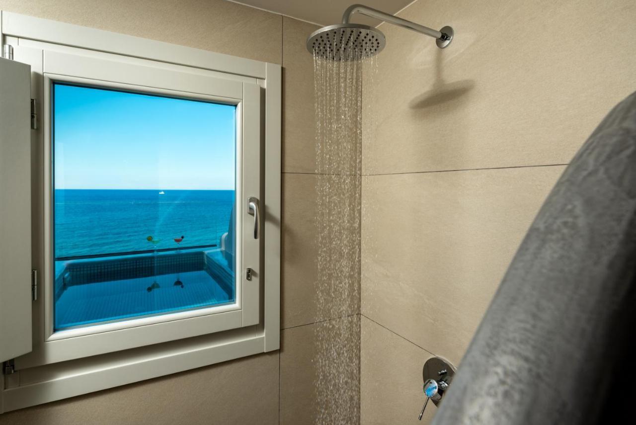 Neoma Luxury Suites Karterados  Exteriör bild