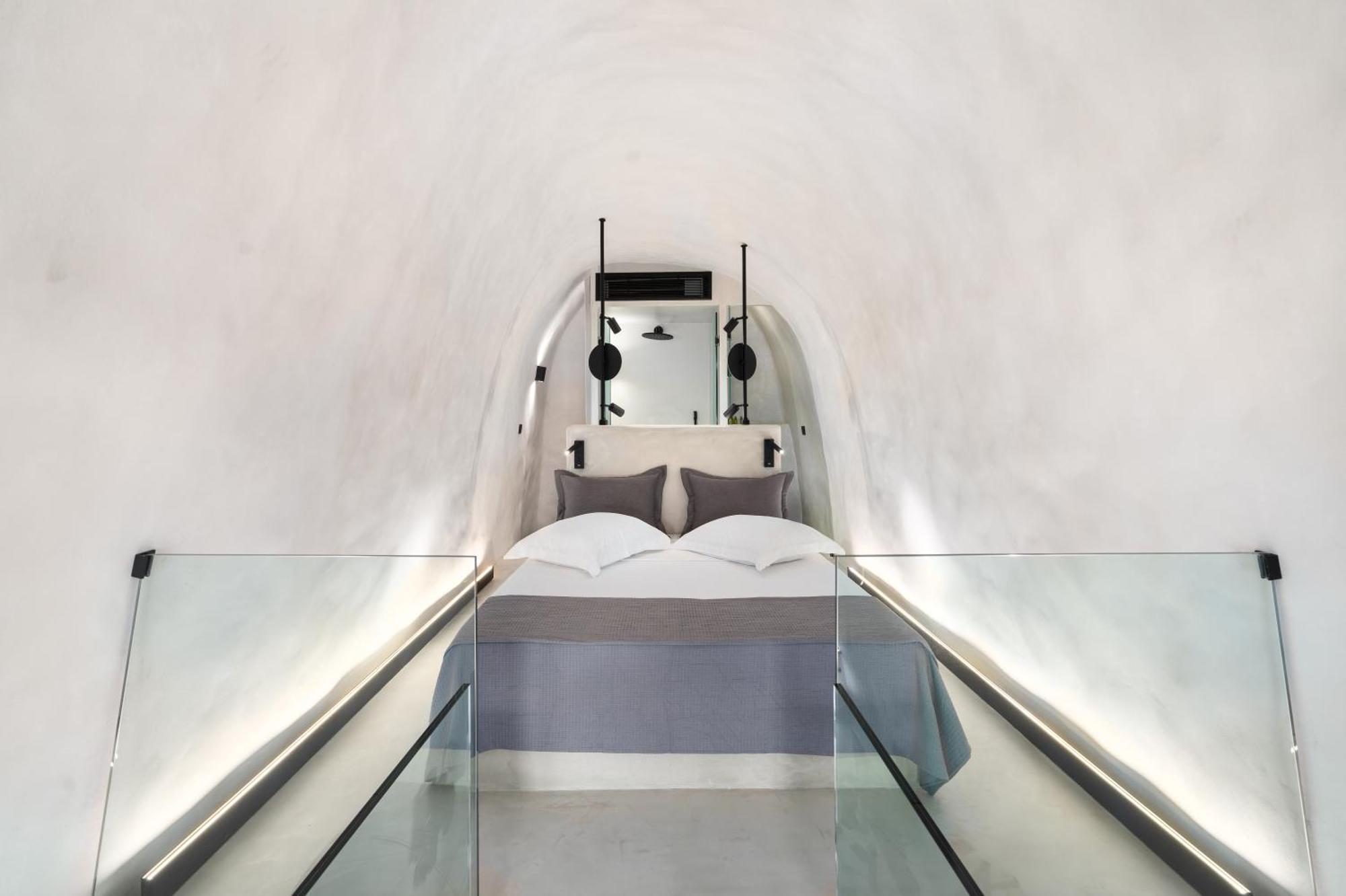 Neoma Luxury Suites Karterados  Exteriör bild
