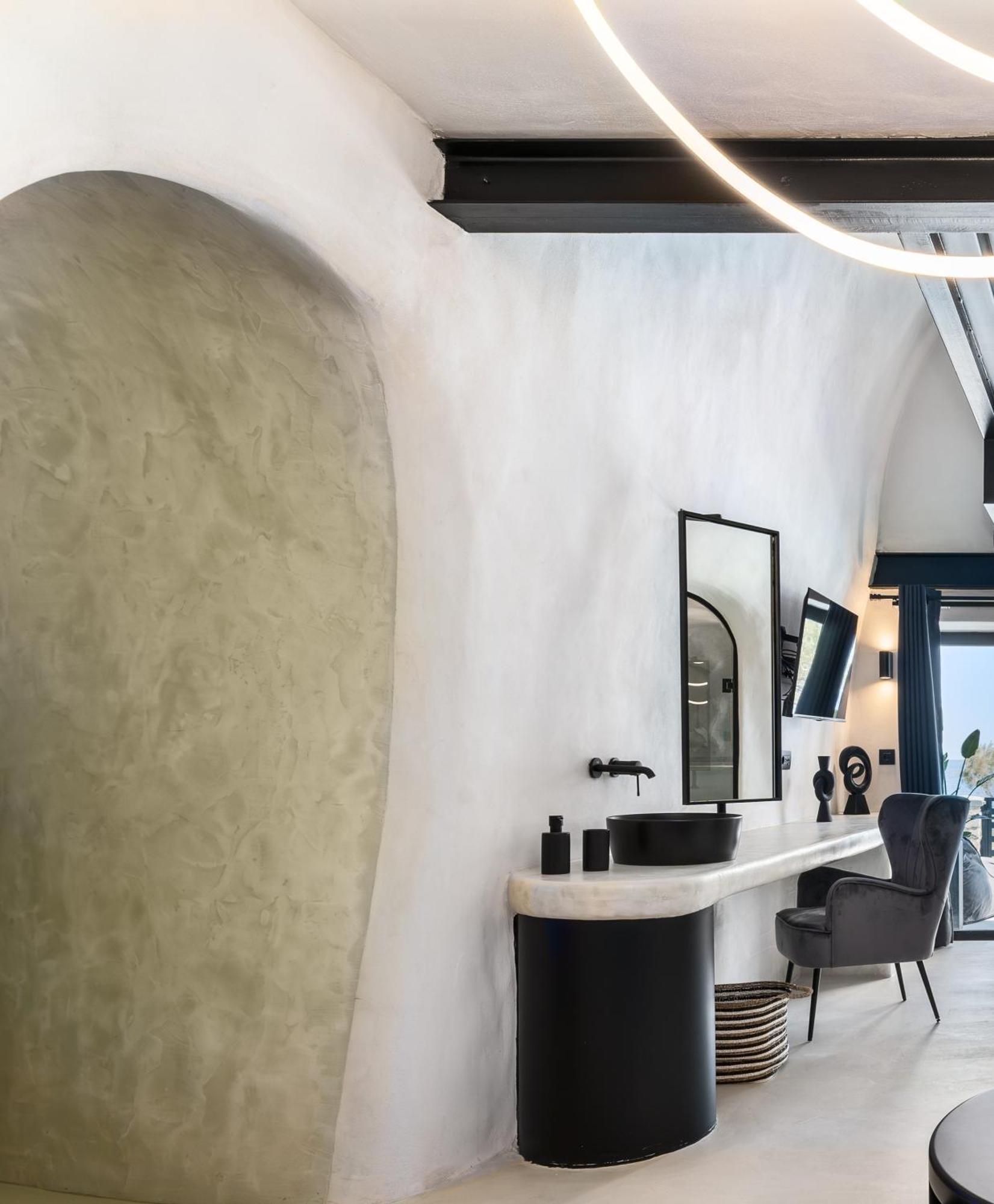 Neoma Luxury Suites Karterados  Exteriör bild